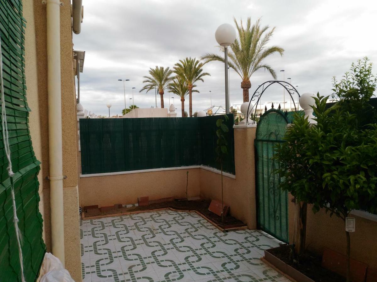 Apartement à La Mata Torrevieja Exterior foto