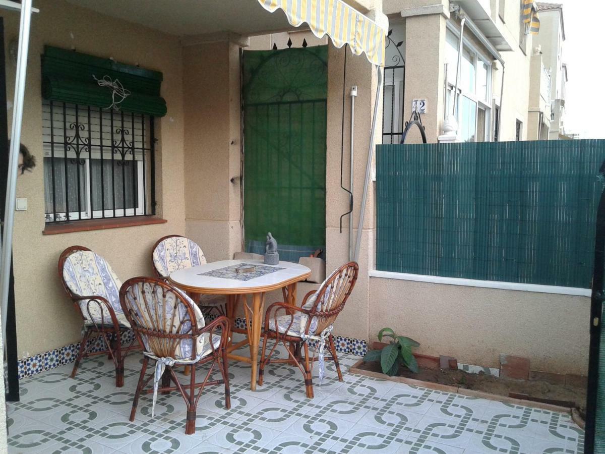 Apartement à La Mata Torrevieja Exterior foto
