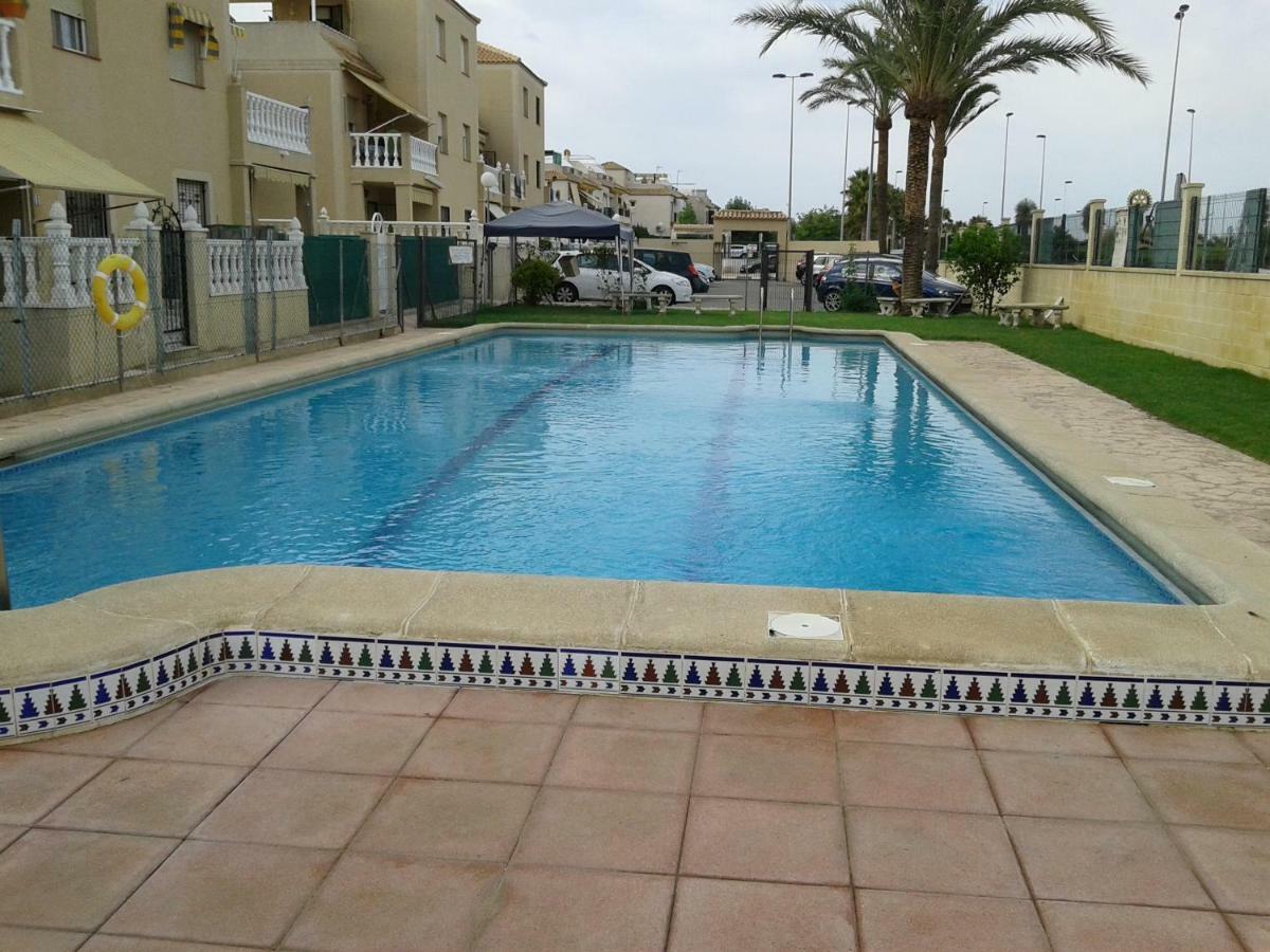 Apartement à La Mata Torrevieja Exterior foto